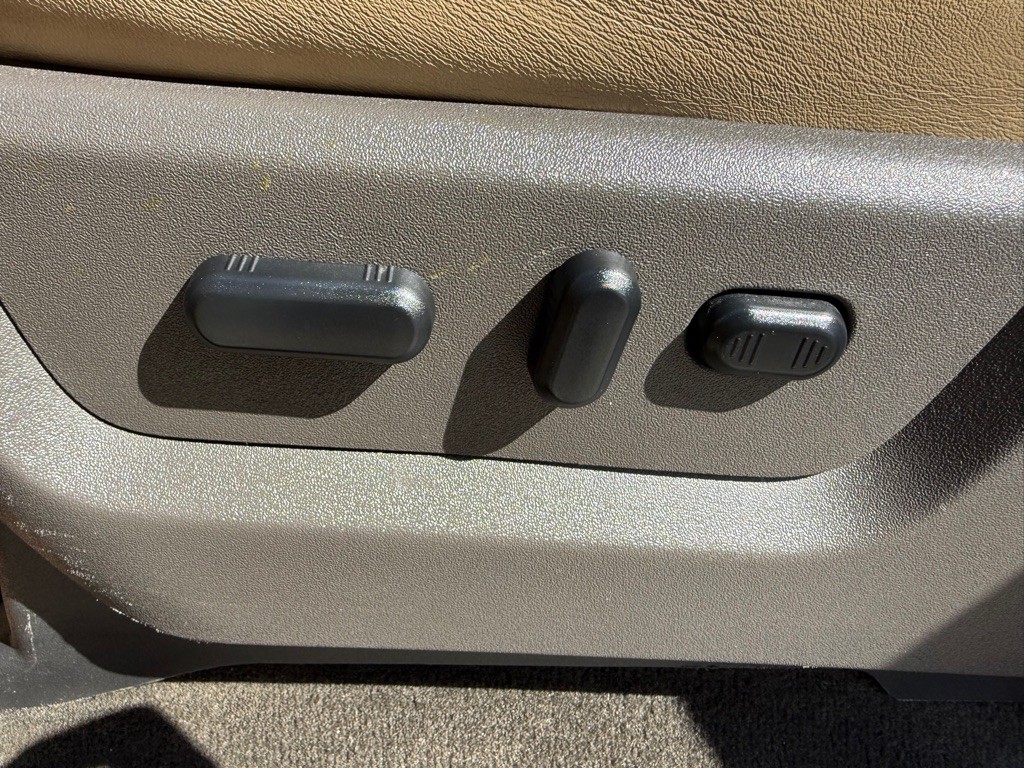 2011 Ford F-350 Image 20