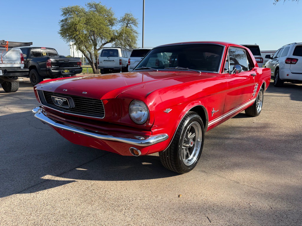 1966 Ford Mustang Image 3