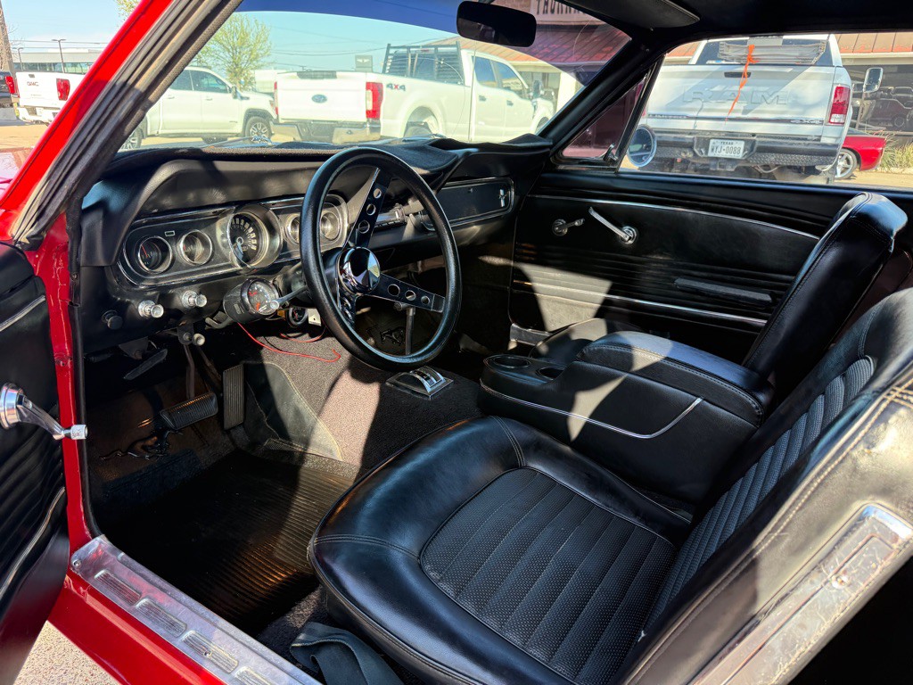 1966 Ford Mustang Image 12