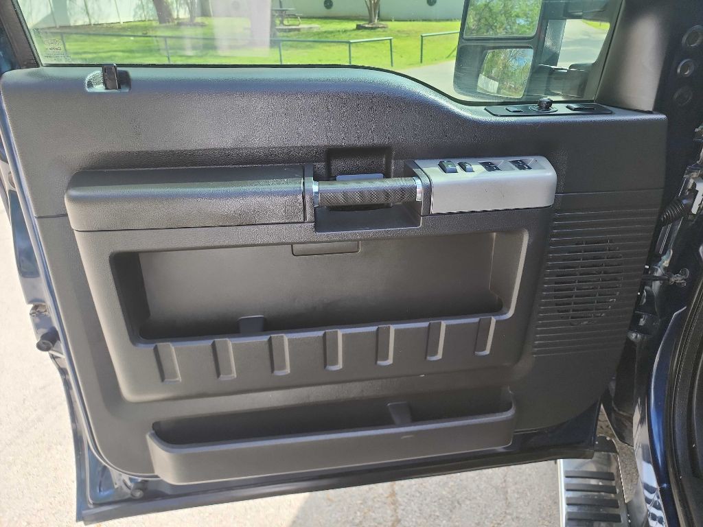 2015 Ford F-350 Image 17