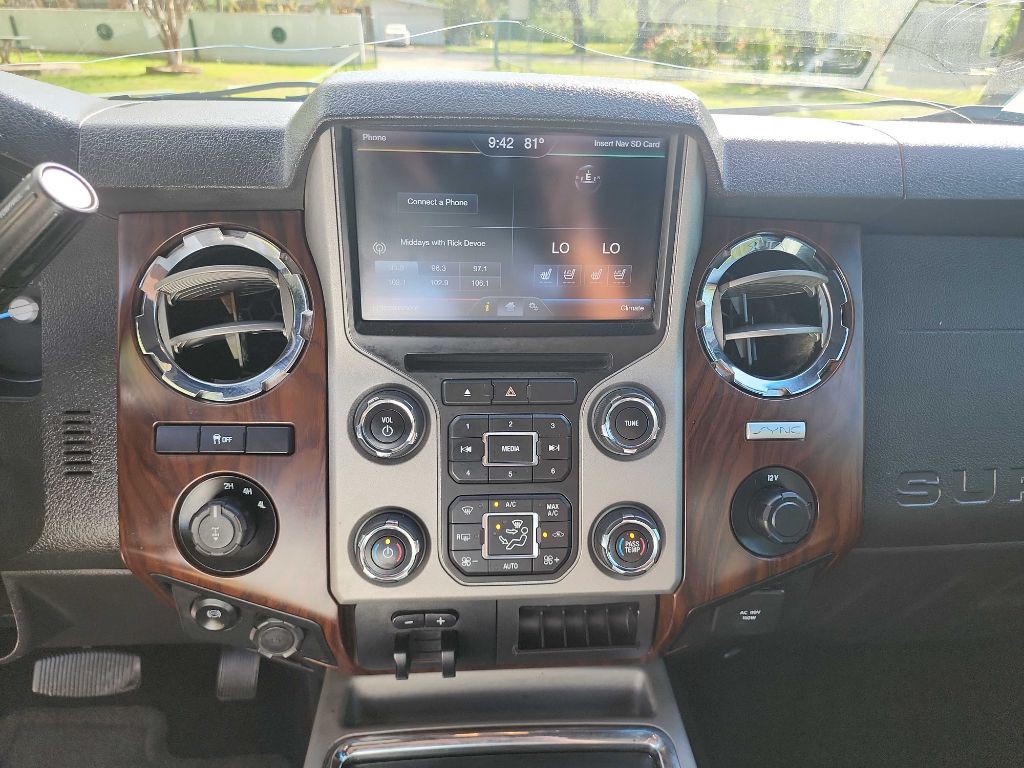 2015 Ford F-350 Image 21