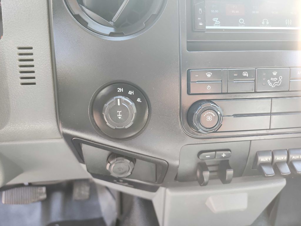 2014 Ford F-250 Image 24