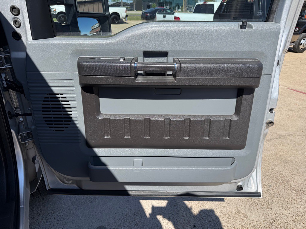 2011 Ford F-250 Image 23
