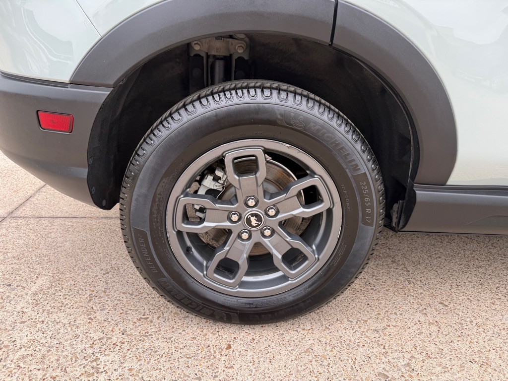 2021 Ford Bronco Image 13