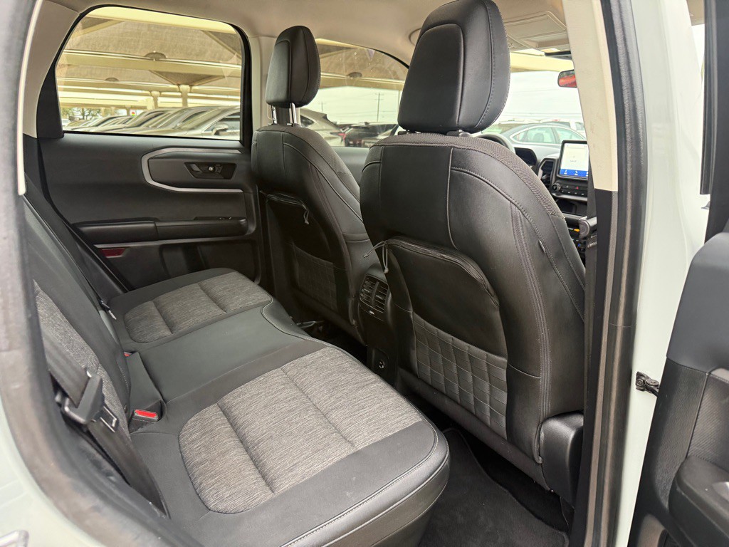 2021 Ford Bronco Image 17