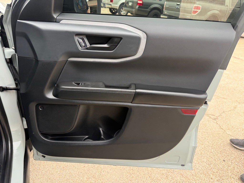 2021 Ford Bronco Image 19