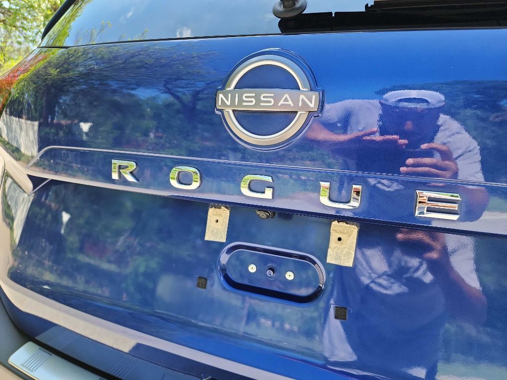 2023 Nissan Rogue Image 8