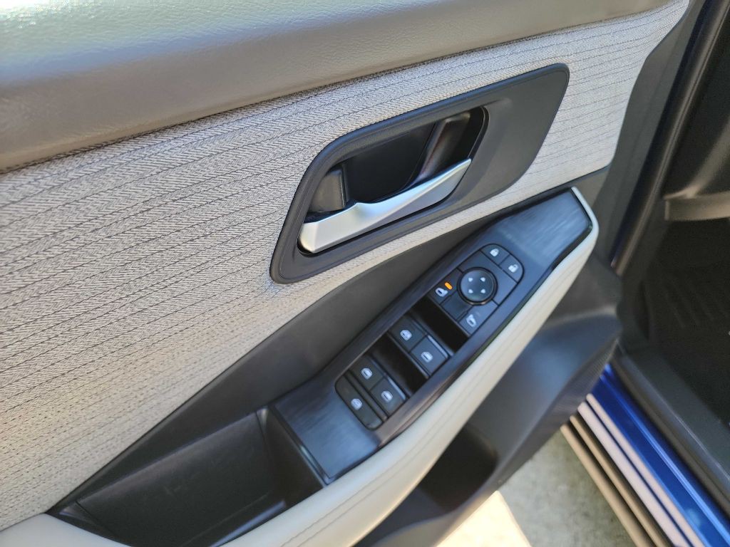 2023 Nissan Rogue Image 14