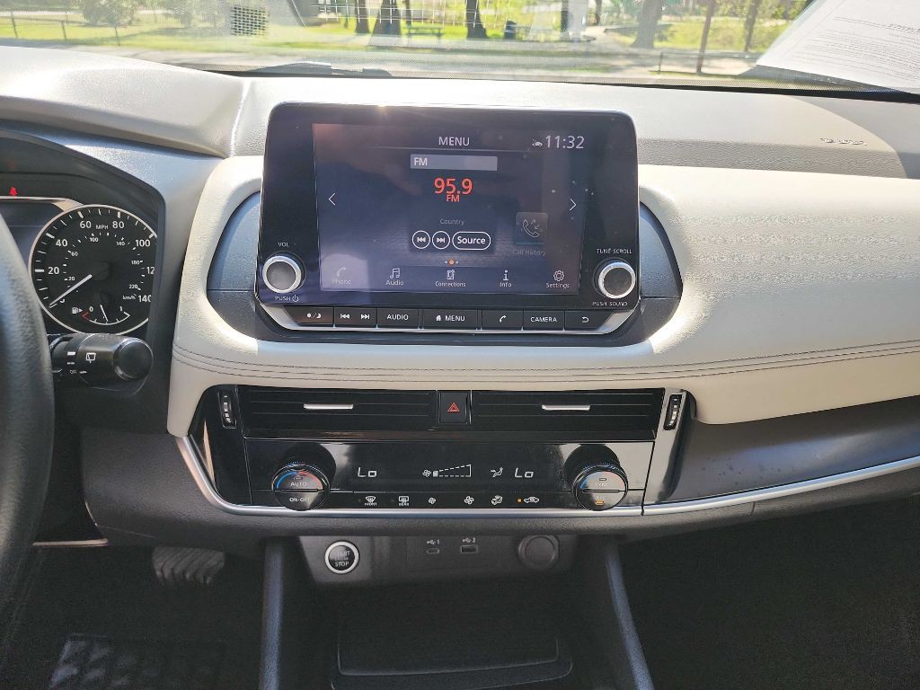 2023 Nissan Rogue Image 19