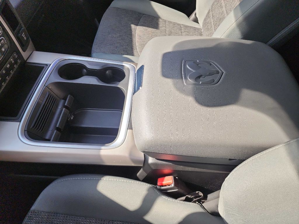 2018 RAM 2500 Image 32