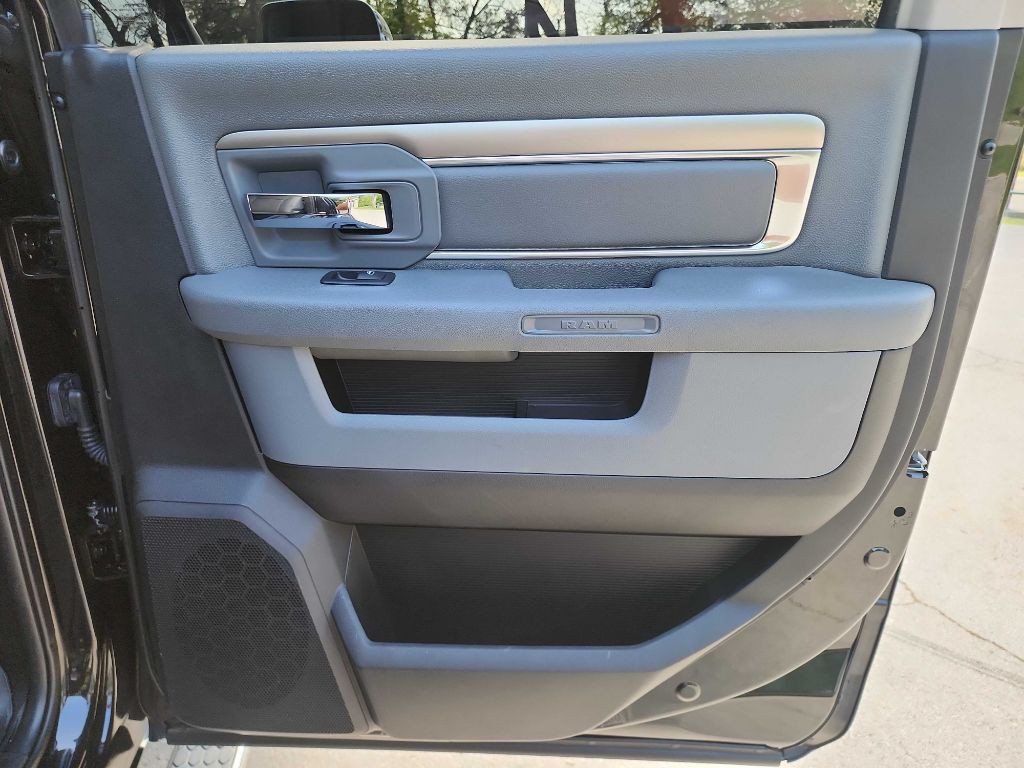 2018 RAM 2500 Image 39