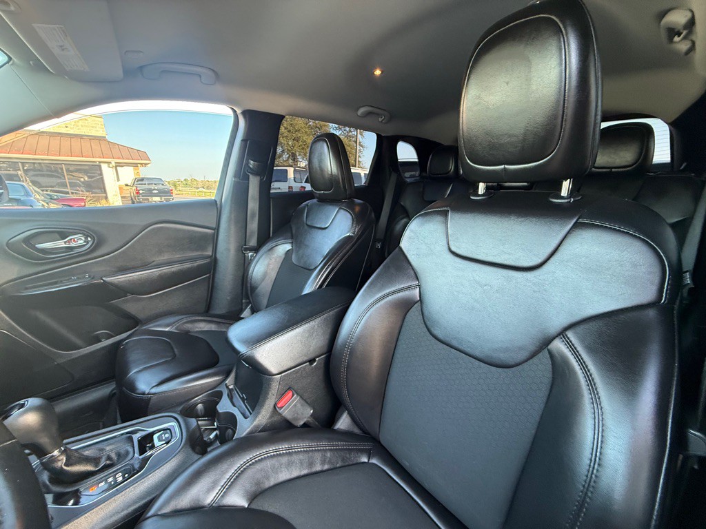 2021 Jeep Cherokee Image 15