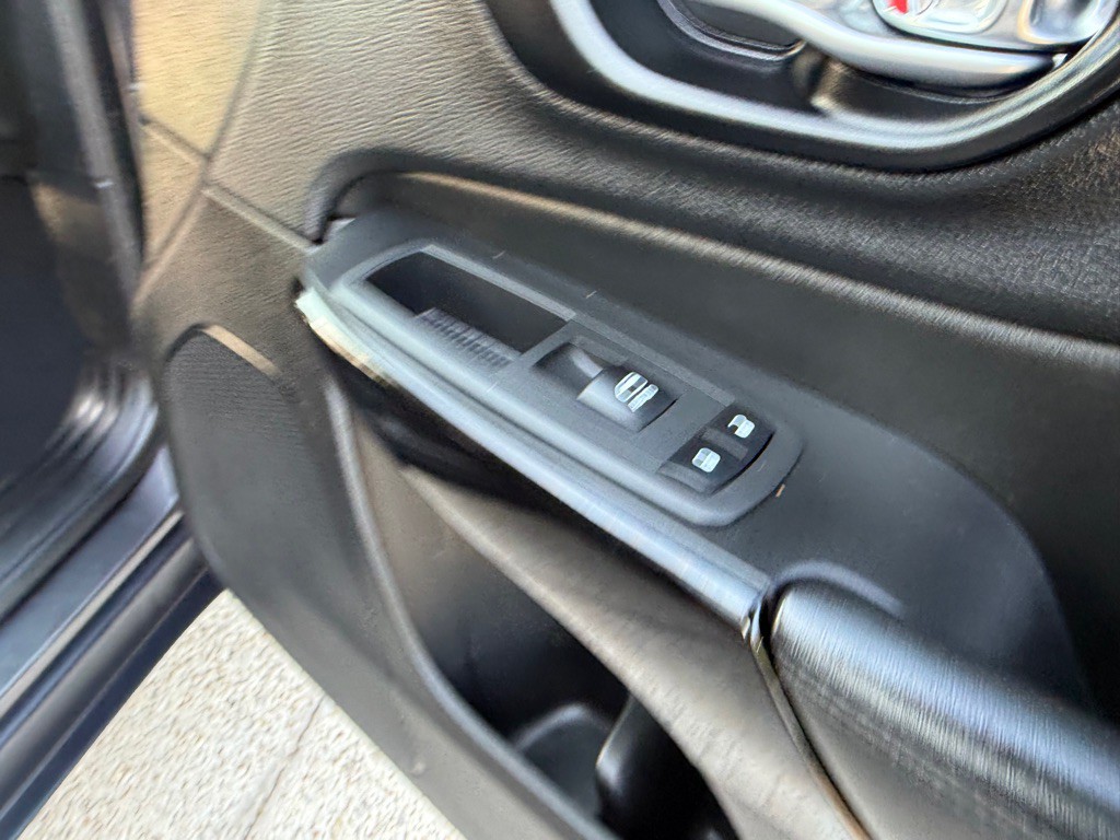 2021 Jeep Cherokee Image 23