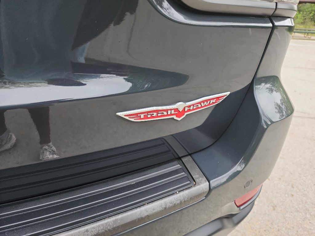 2018 Jeep Grand Cherokee Image 8