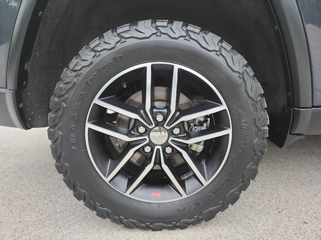 2018 Jeep Grand Cherokee Image 14