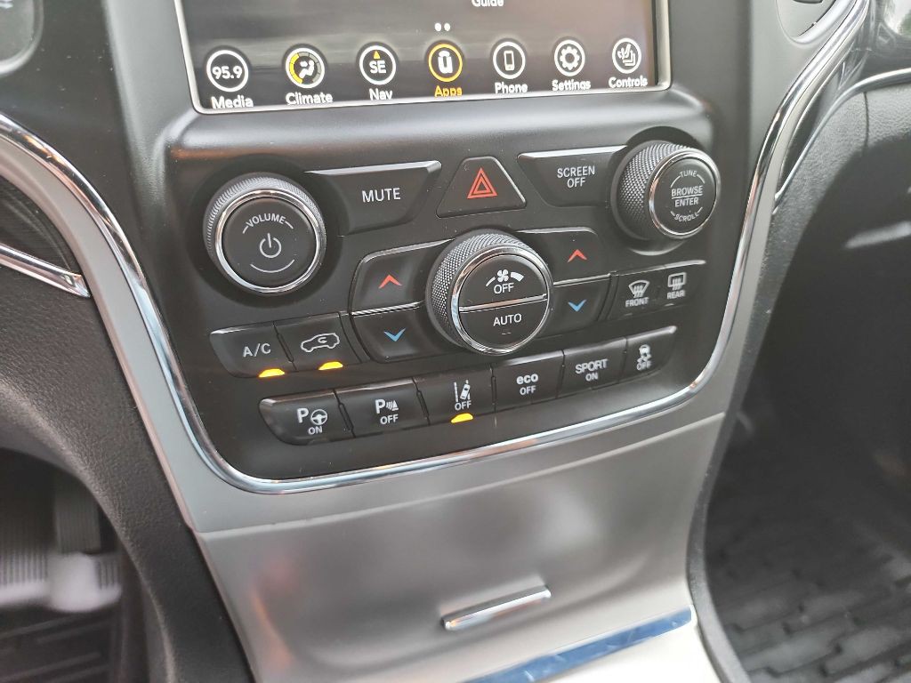 2018 Jeep Grand Cherokee Image 26