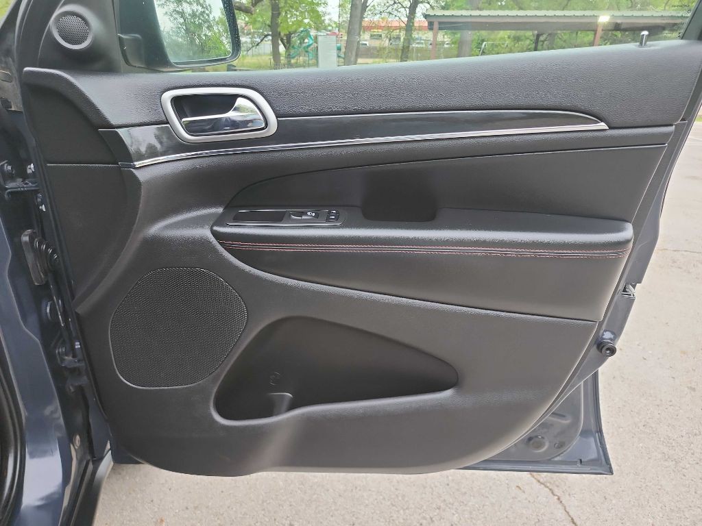 2018 Jeep Grand Cherokee Image 43