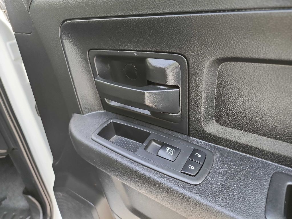 2018 RAM 2500 Image 35