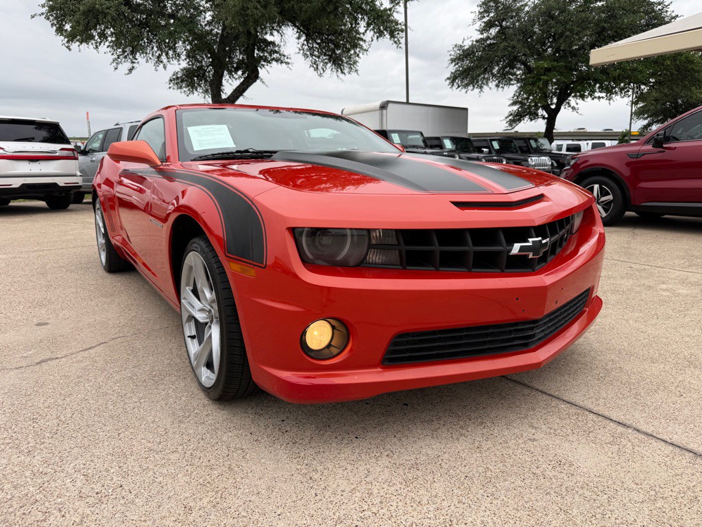 2011 Chevrolet Camaro Image 1