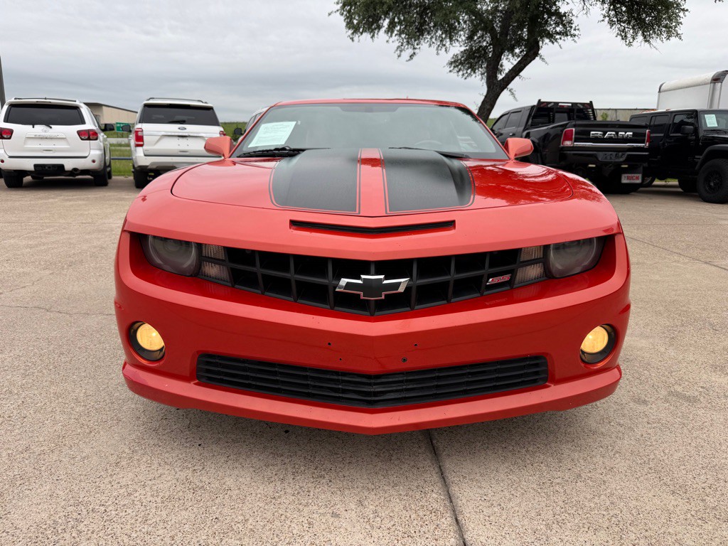 2011 Chevrolet Camaro Image 2