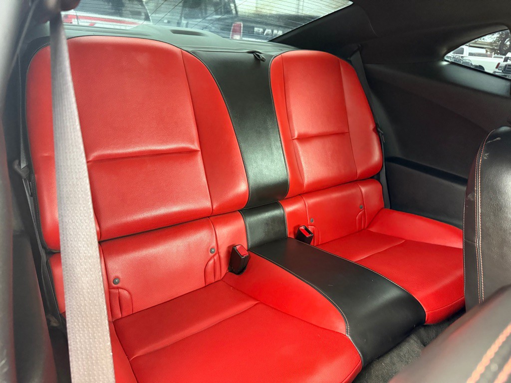 2011 Chevrolet Camaro Image 17