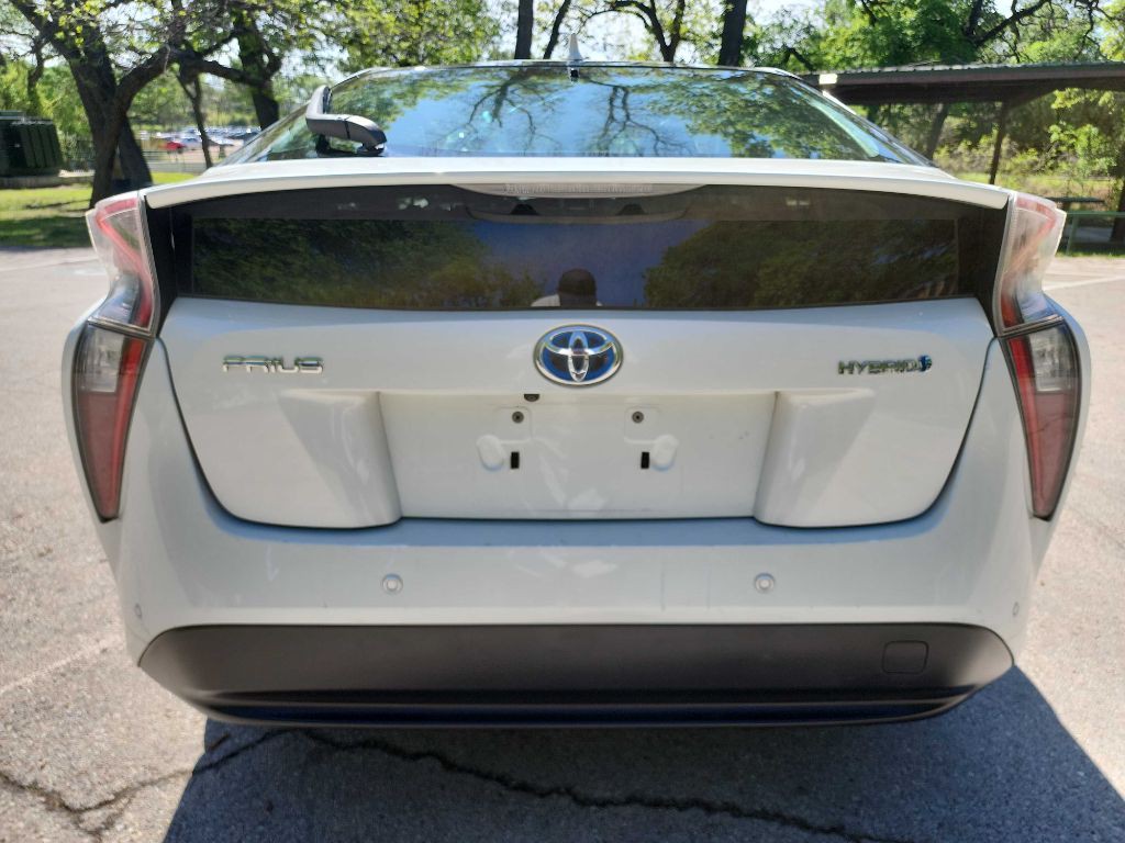 2017 Toyota Prius Image 6