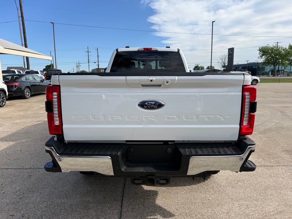 2023 Ford F-250 Image 6