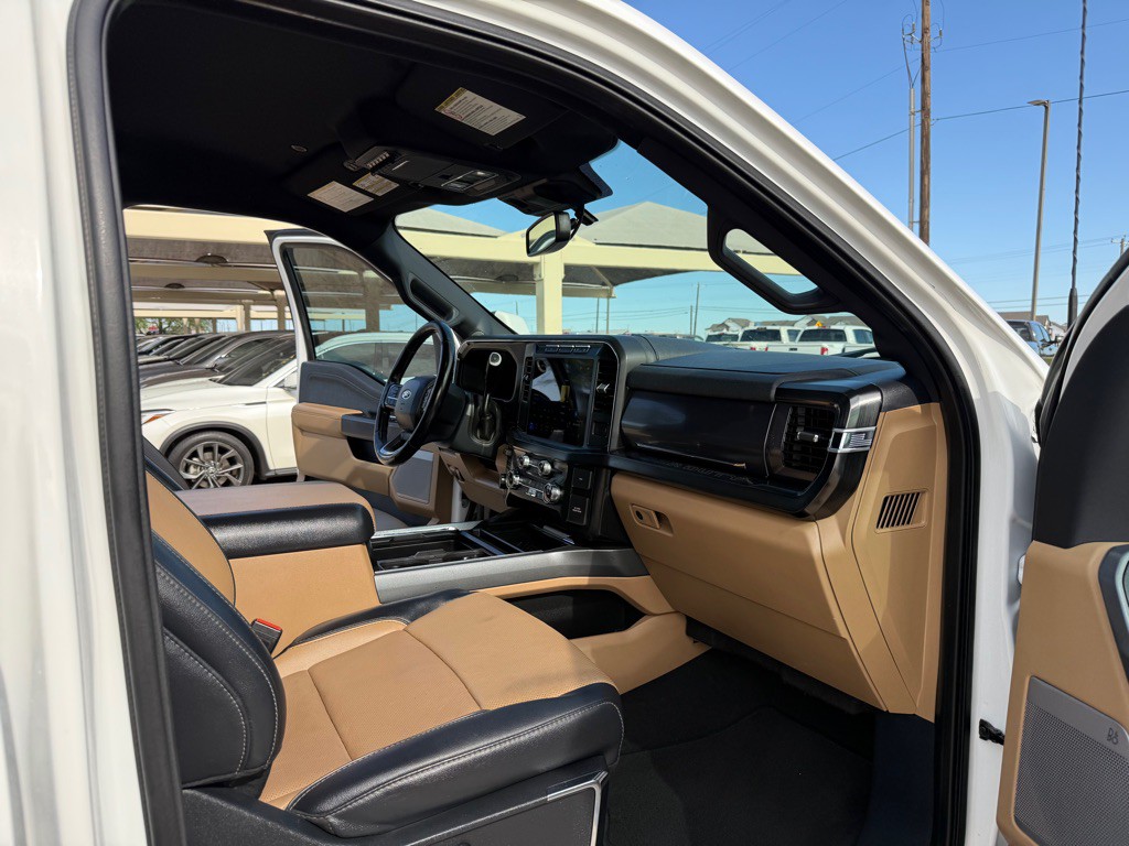 2023 Ford F-250 Image 16