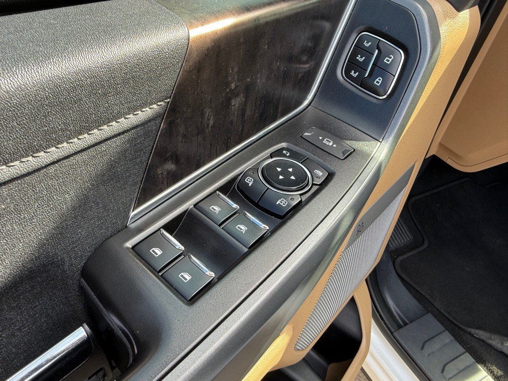2023 Ford F-250 Image 21