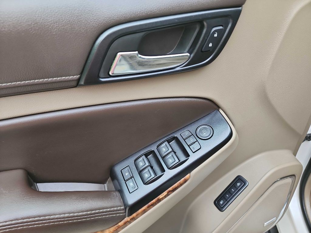 2016 Chevrolet Tahoe Image 16