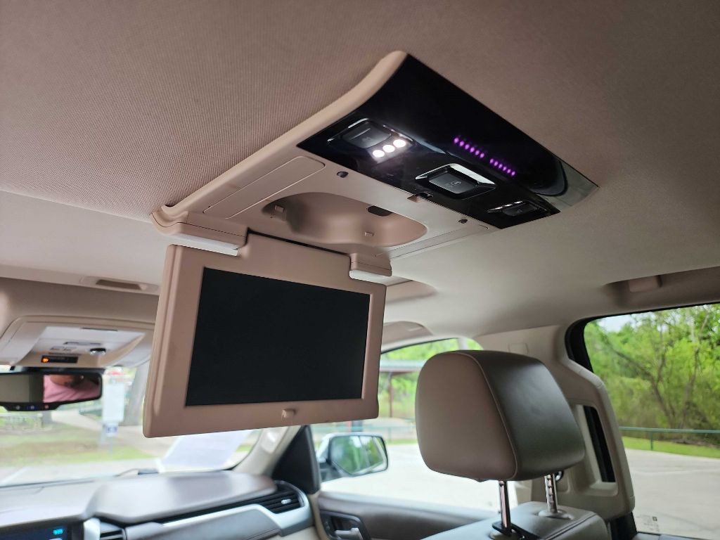 2016 Chevrolet Tahoe Image 30