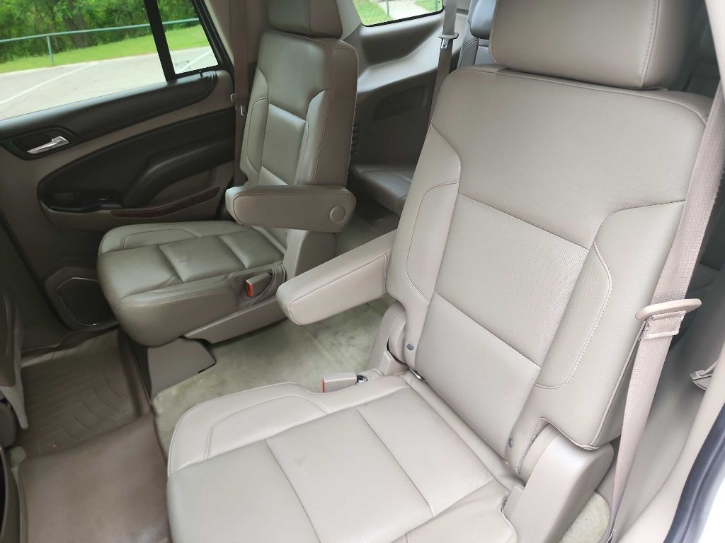 2016 Chevrolet Tahoe Image 32