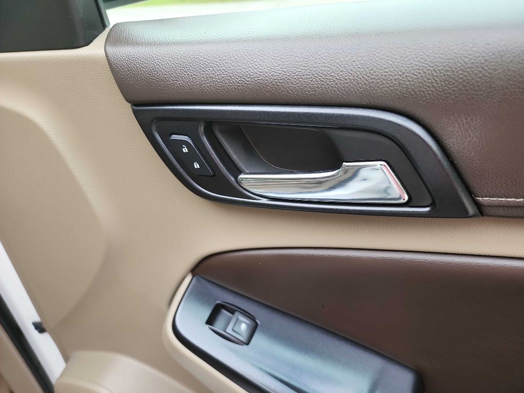 2016 Chevrolet Tahoe Image 43