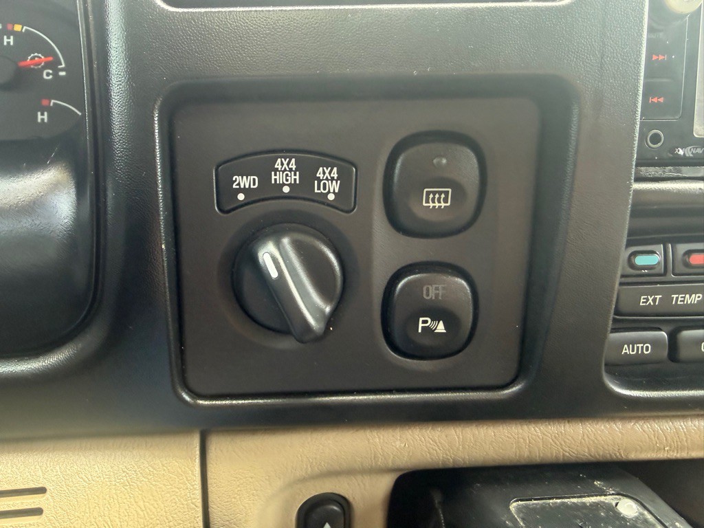 2005 Ford Excursion Image 35