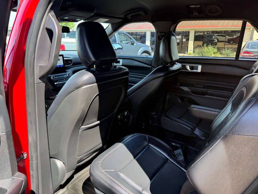 2020 Ford Explorer Image 15