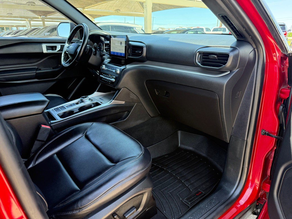 2020 Ford Explorer Image 17
