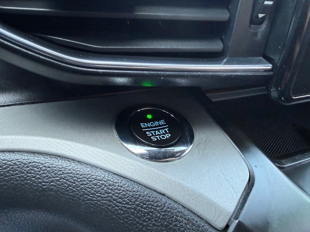 2020 Ford Explorer Image 27