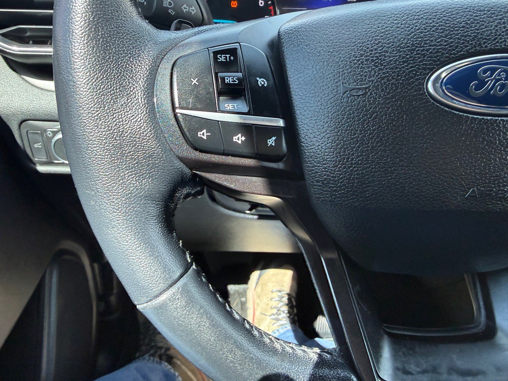 2020 Ford Explorer Image 31