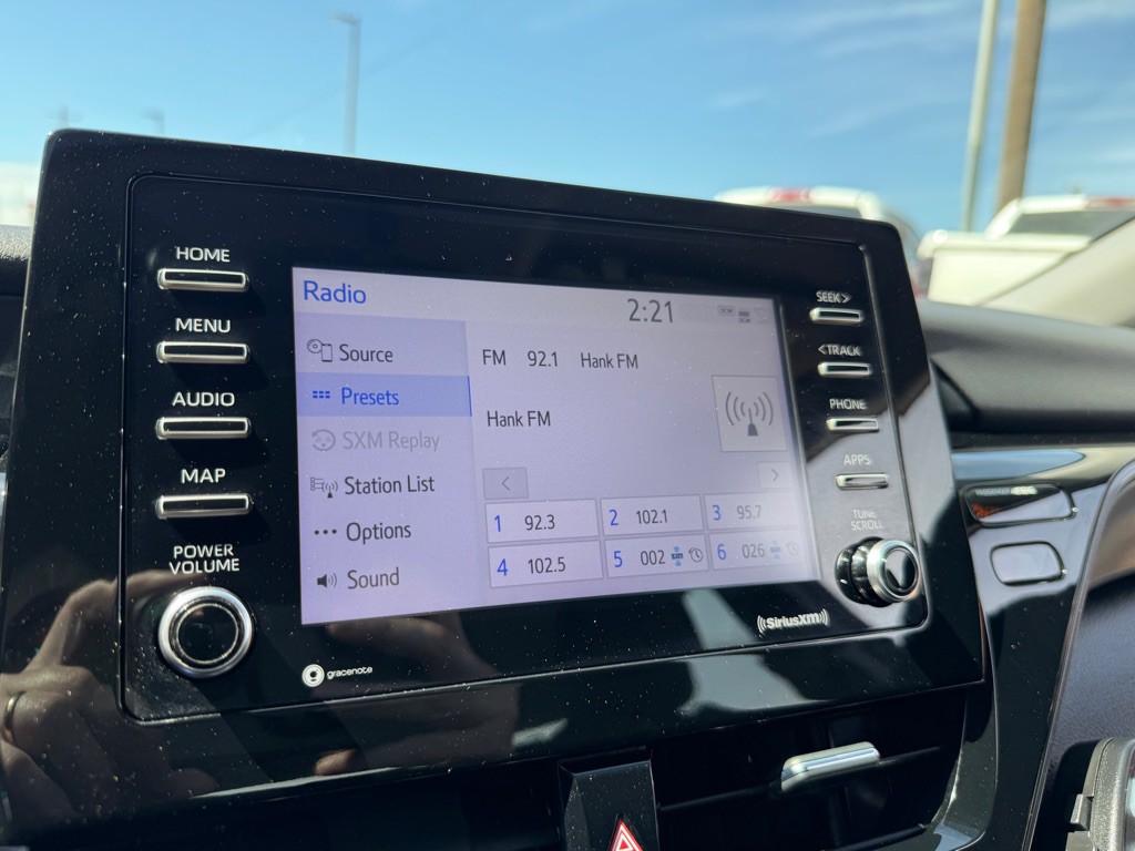 2021 Toyota Camry Image 27