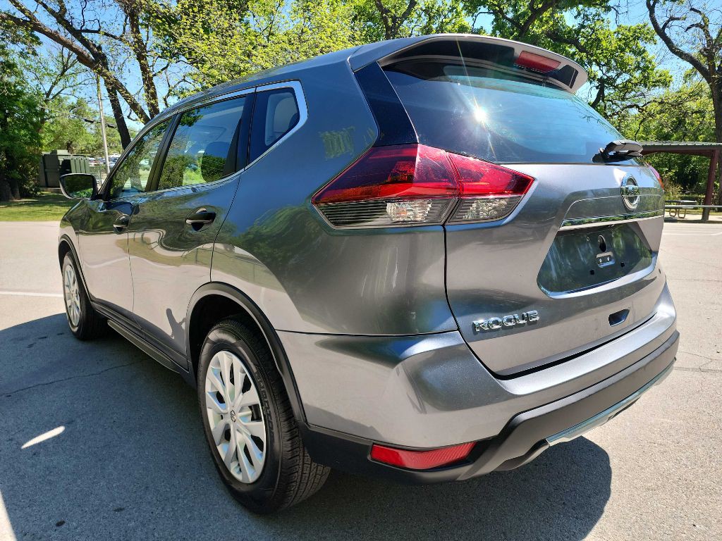 2018 Nissan Rogue Image 5