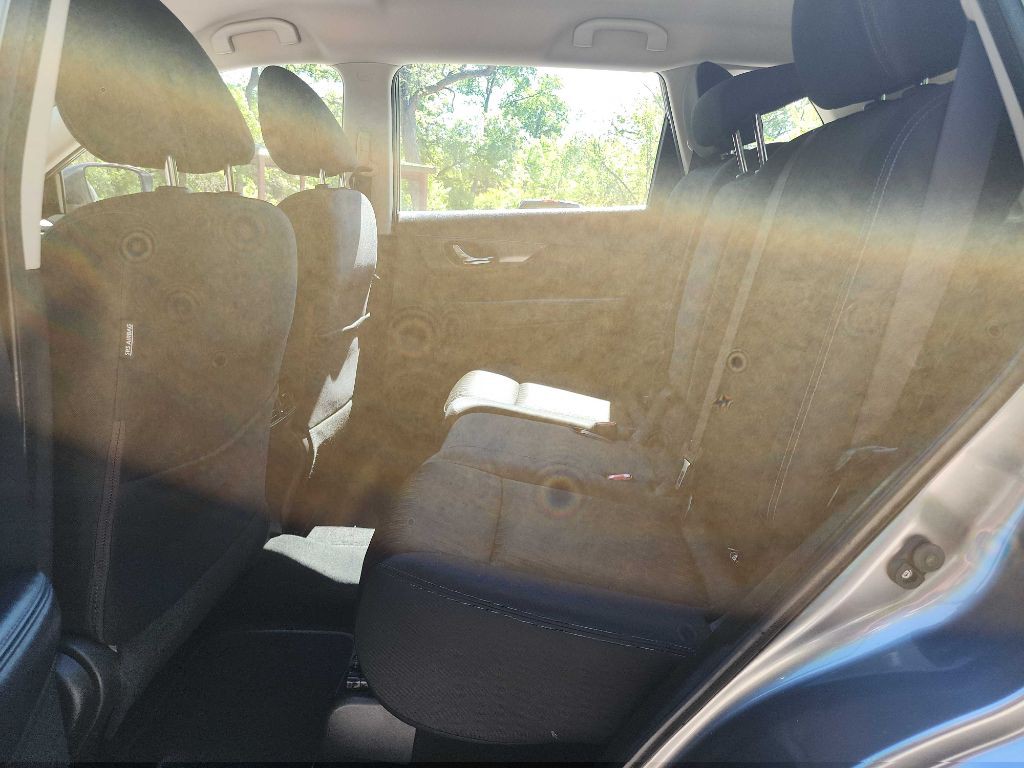 2018 Nissan Rogue Image 26