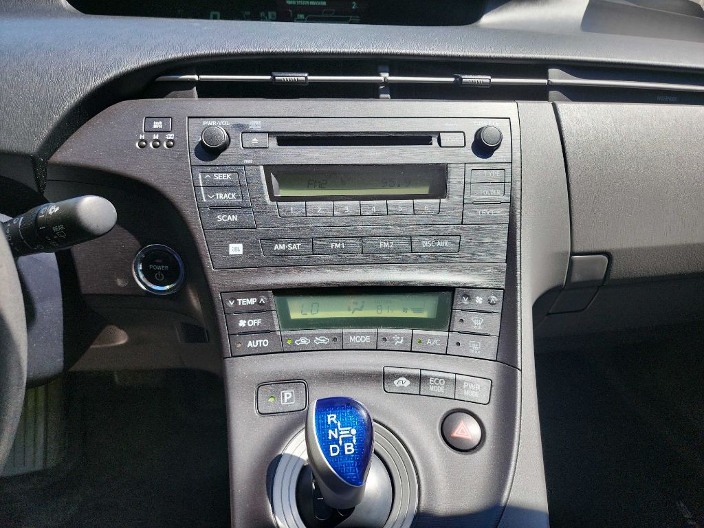 2011 Toyota Prius Image 21