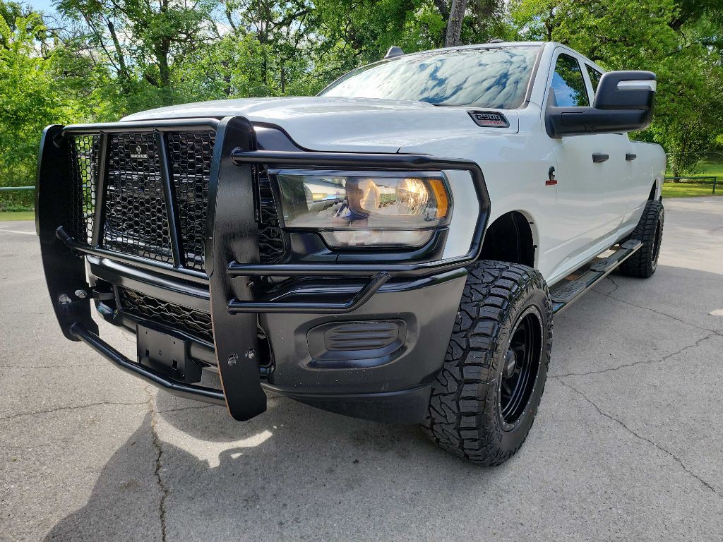 2024 RAM 2500 Image 4