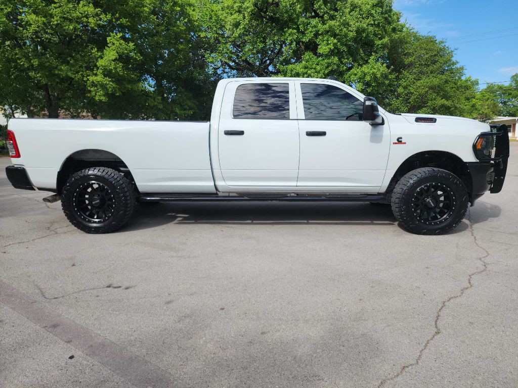 2024 RAM 2500 Image 14