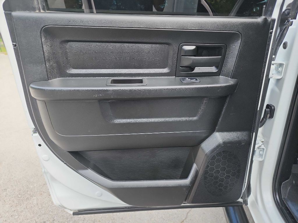 2024 RAM 2500 Image 30