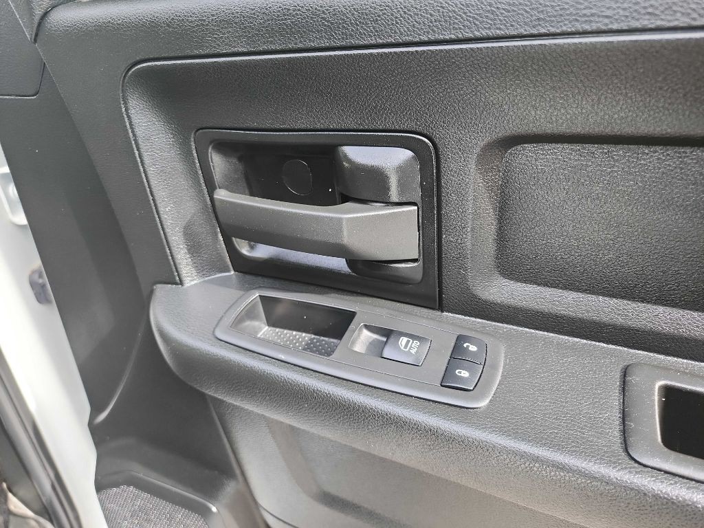 2024 RAM 2500 Image 36