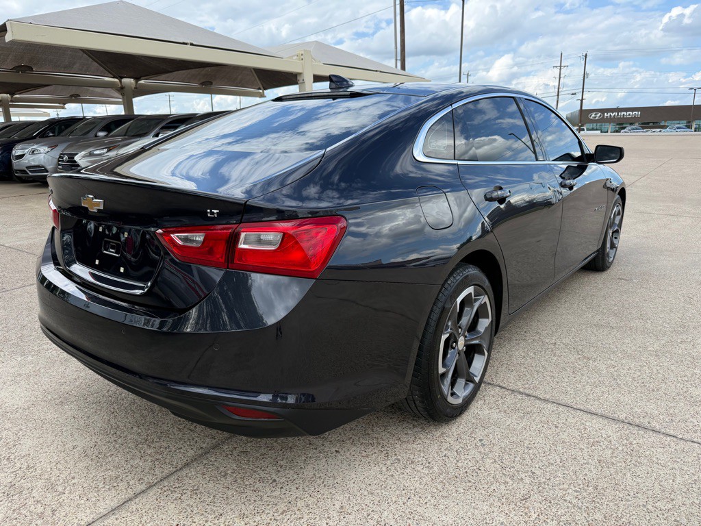 2023 Chevrolet Malibu Image 7