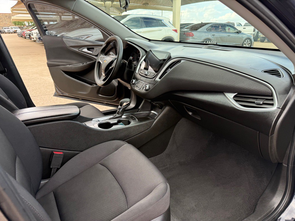 2023 Chevrolet Malibu Image 15