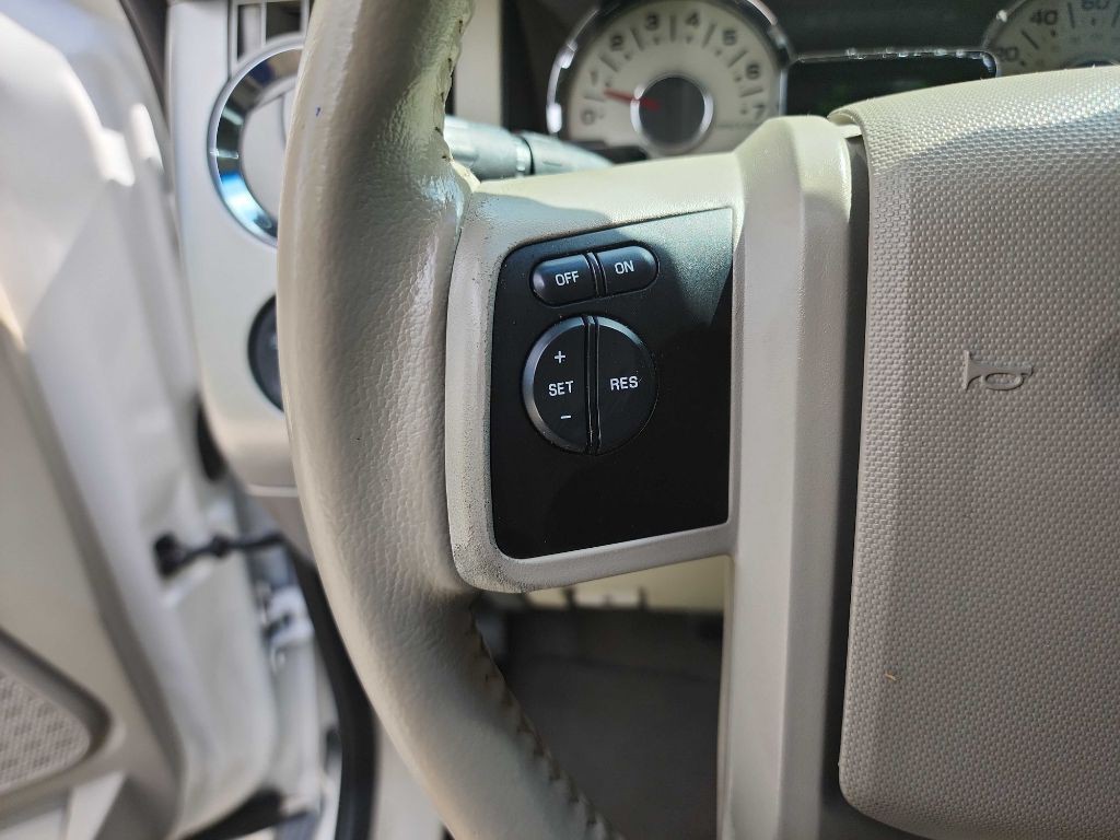 2013 Ford Expedition Image 19