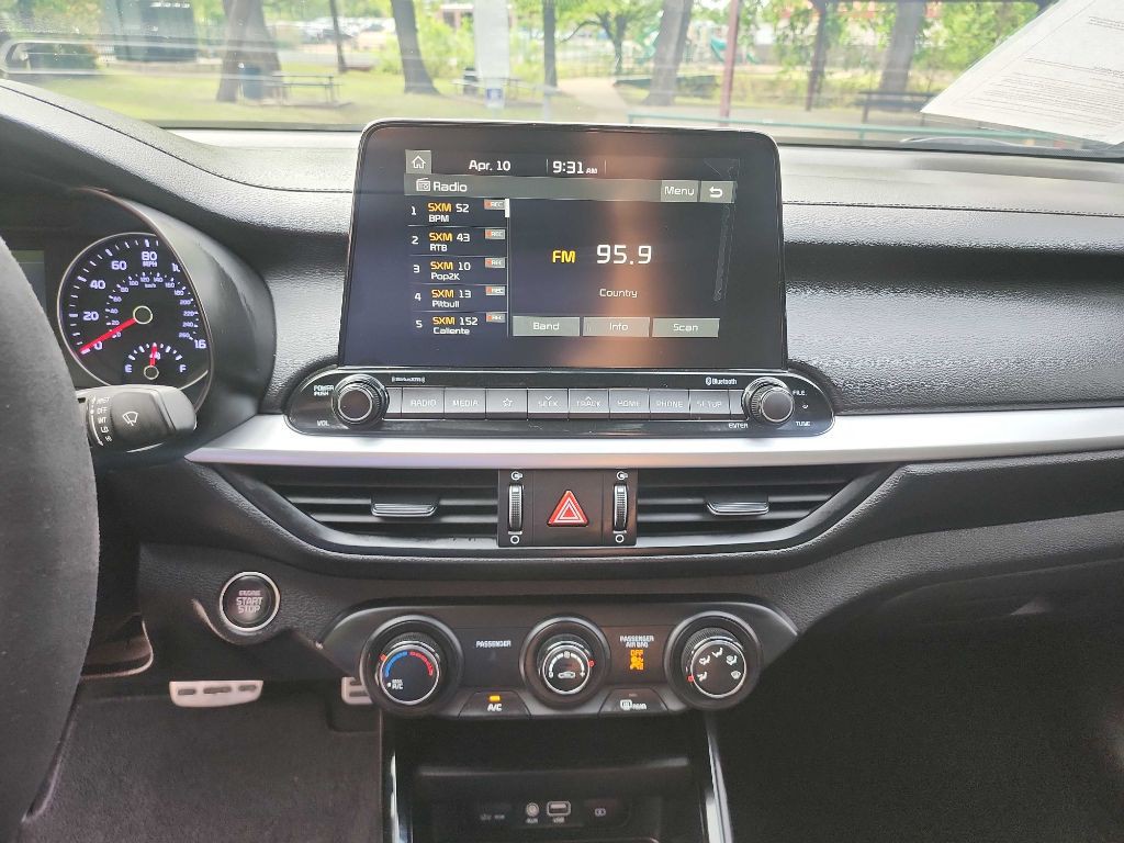 2021 Kia Forte Image 18